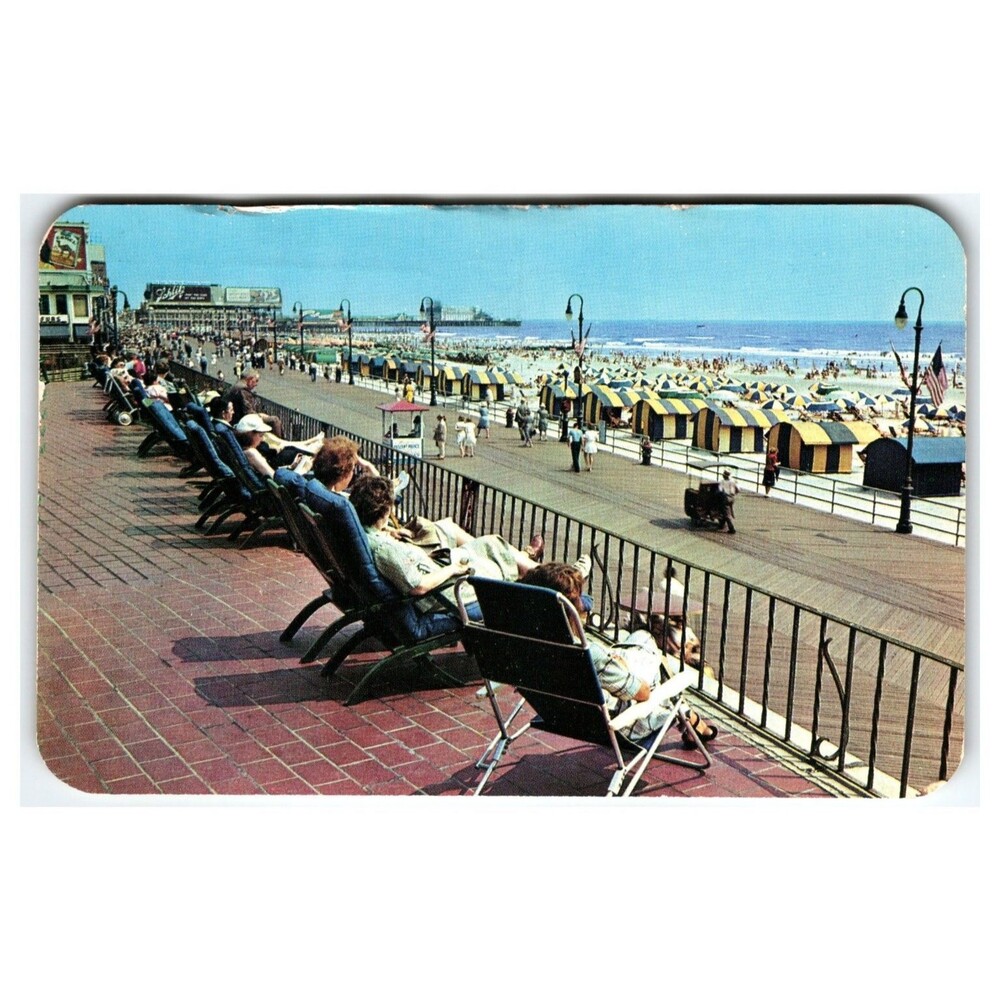 1954 Atlantic City NJ Boardwalk & Beach Chrome Postcard, Marlborough-Blenheim